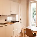 Apartamento Moscova, Elegant In Centre Of Milán