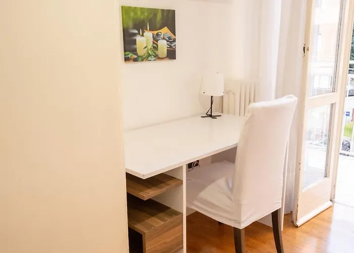 Moscova, Elegant In Centre Of Apartament Mediolan